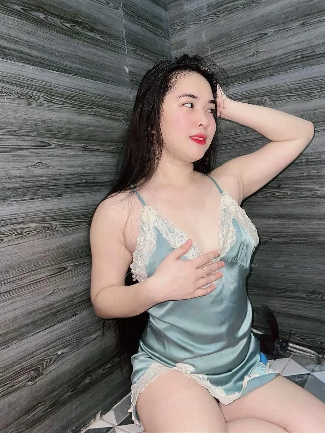 Asian Doll, Lexi – Filipino escort in Hong Kong — 3 / 7