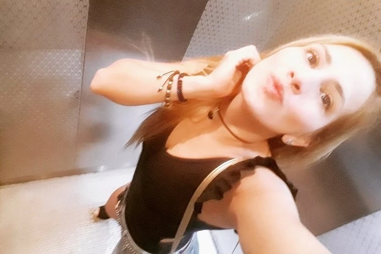 Katie – Colombian escort in Hong Kong — 2 / 5