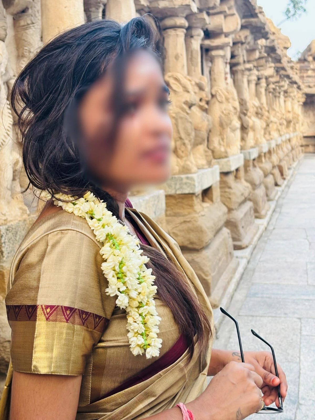 Mahalakshmi – Indian escort in Chennai — 1 / 5