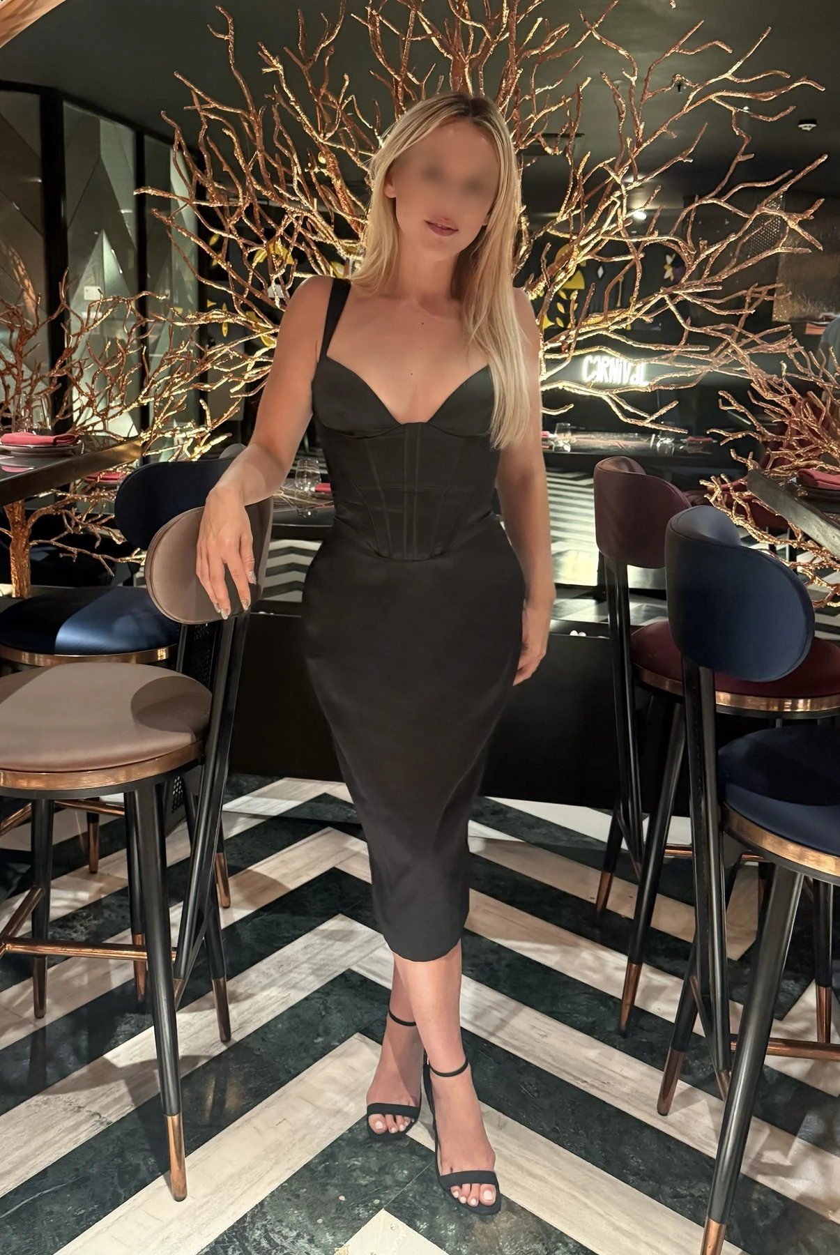 Emily - GFE/PSE/Kink independent escort – British escort in Bangalore — 16 / 24