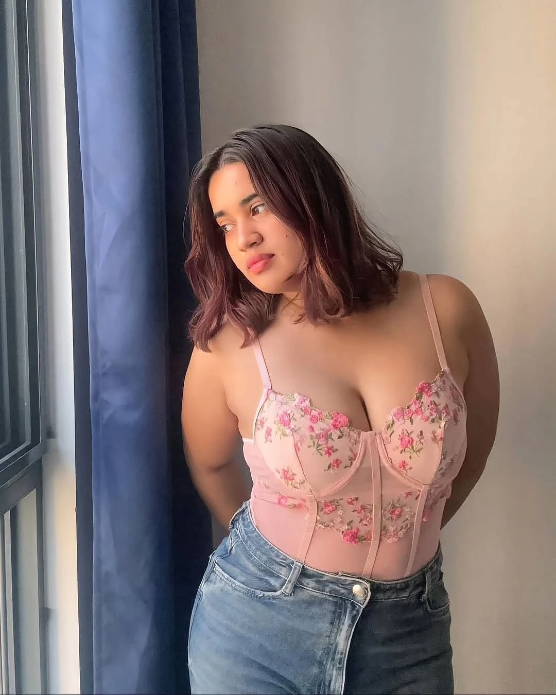 Ayesha (Meeting & Cam Session) Available – Indian escort in Ahmedabad — 4 / 6