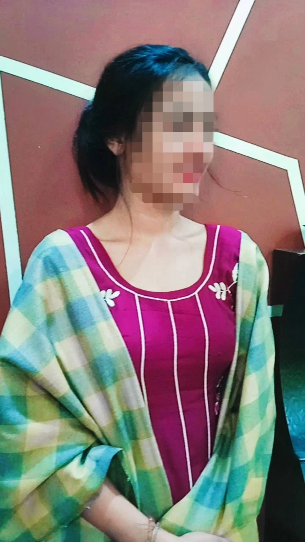 Disha Escort Hand to Hand Payment – Indian escort in Chandigarh, Escort, Chandigarh