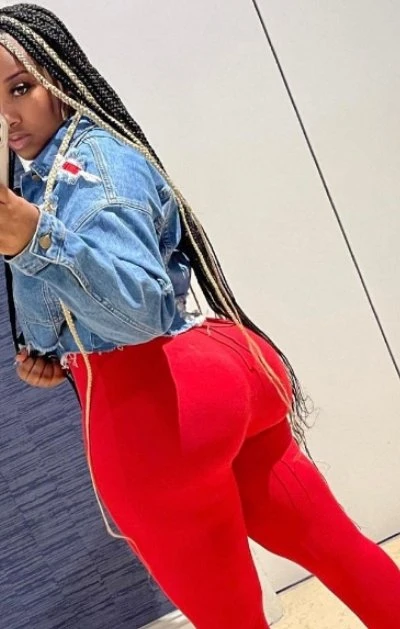 Picky Tyra – escort in Bangalore — 2 / 5