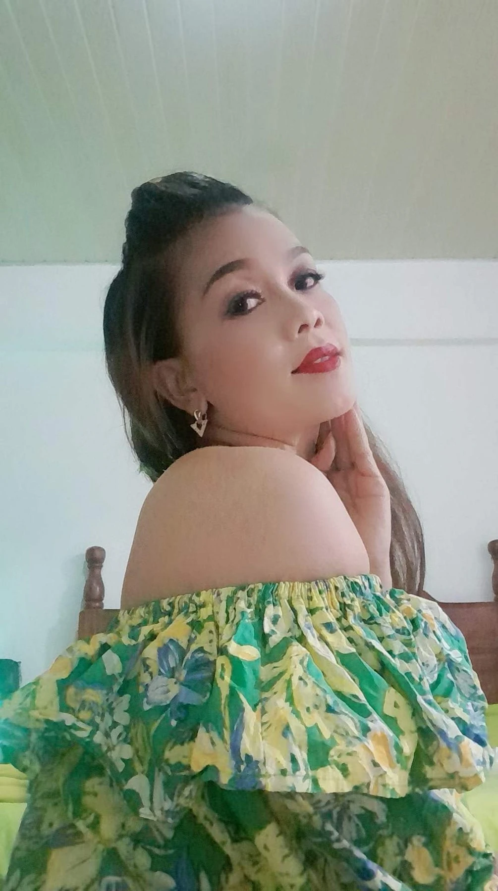 Candy – Vietnamese escort in Conakry — 2 / 6