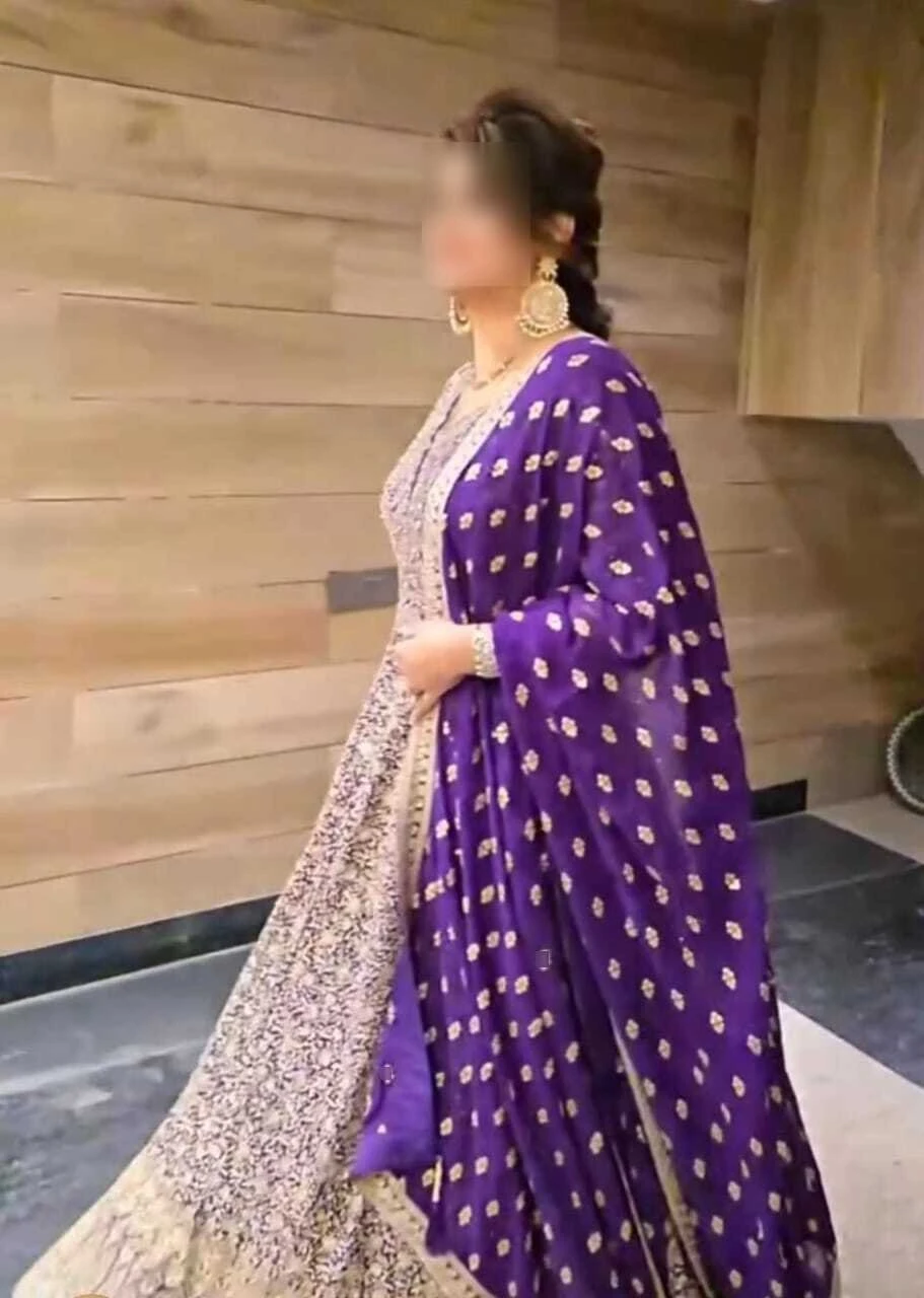 Lubna Intimacy Indian Queen in Dubai – Indian escort in Bangalore — 9 / 14