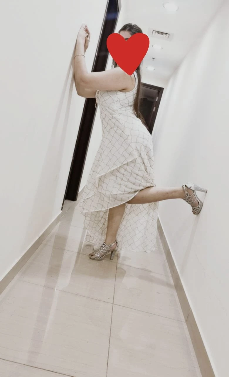 Riya – Indian escort in Gurgaon — 4 / 5
