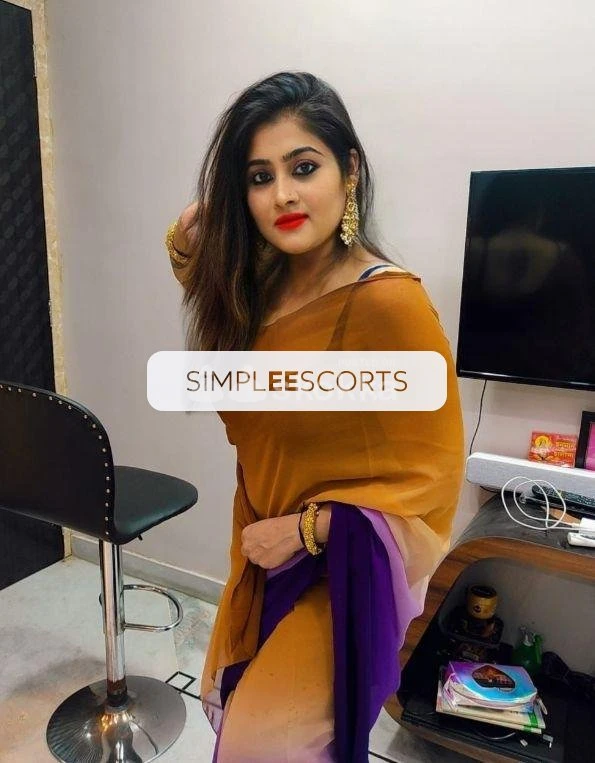Pooja Singh – escort in Bangalore — 5 / 8