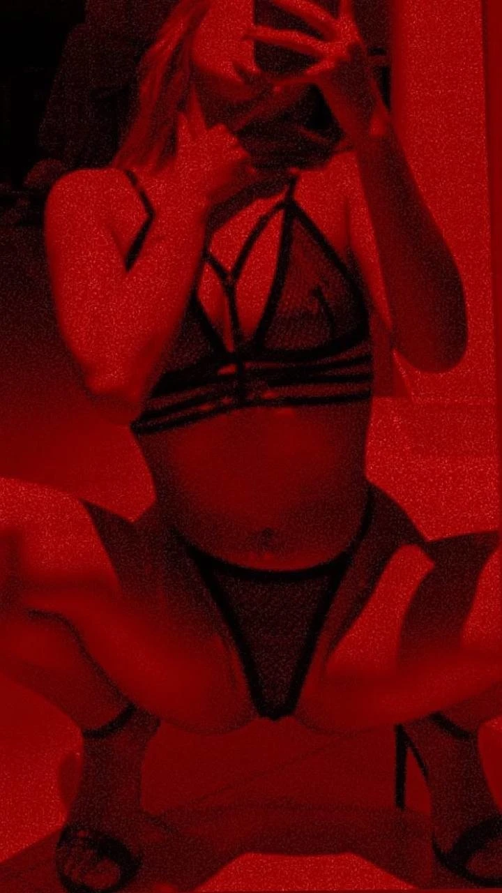 Kamila – Kazakhstani escort in Yerevan — 5 / 14