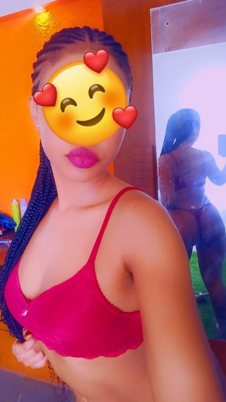 Risa the Queen of Bj in electronic city – Kenyan escort in Bangalore — 2 / 9