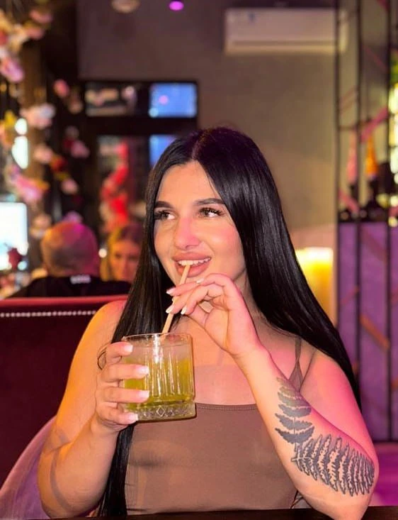 Yasmin Rear Ravish – Russian escort in Hong Kong — 6 / 9
