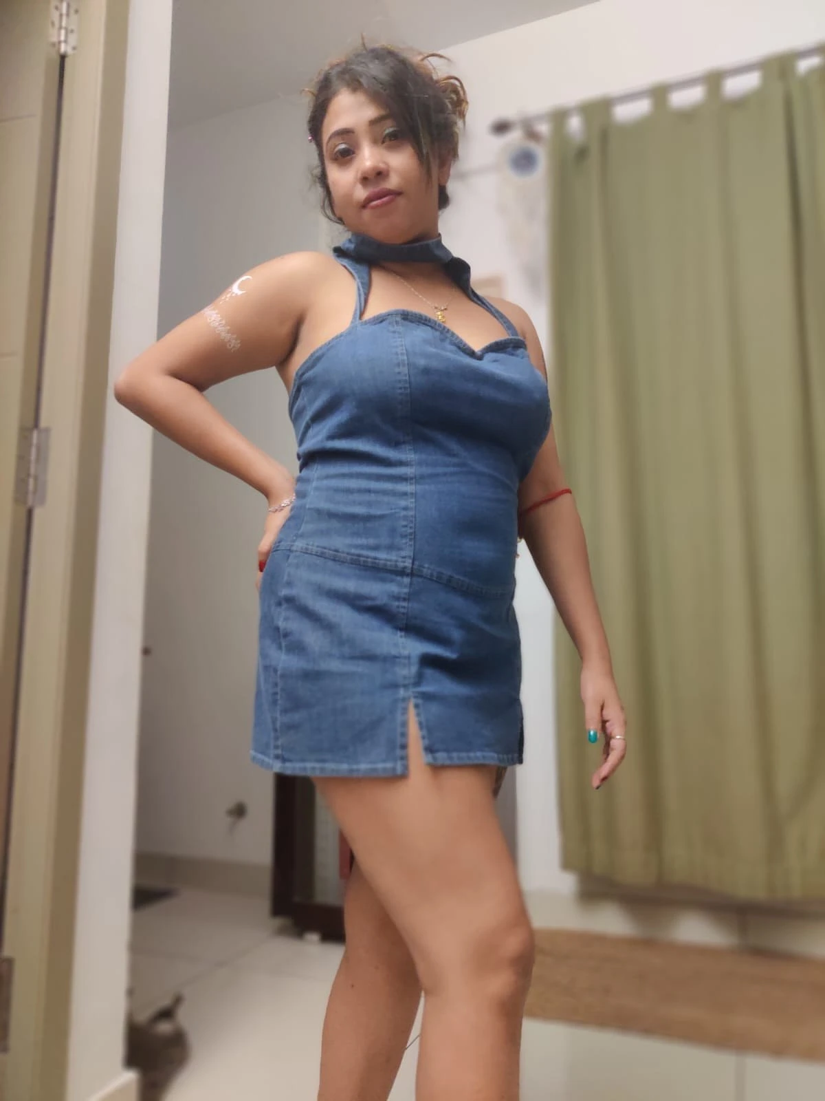 t.me/Rad1695 – Indian escort in Bangalore — 4 / 9