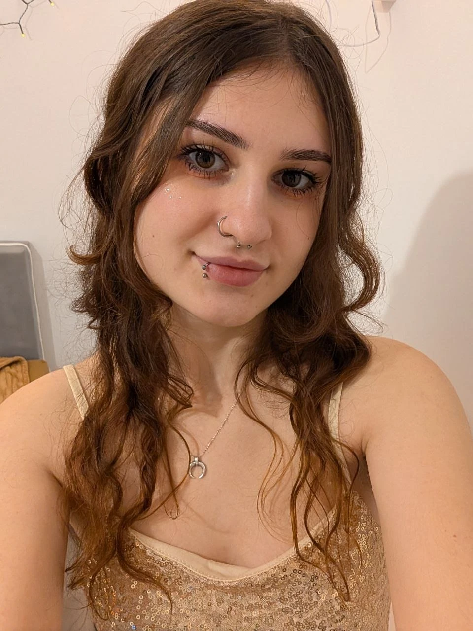 Alexa Submission Star – Ukrainian escort in Hong Kong — 2 / 6