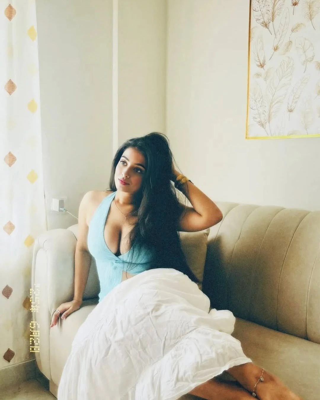 Janvi Sharma – Indian escort in Ahmedabad — 3 / 5