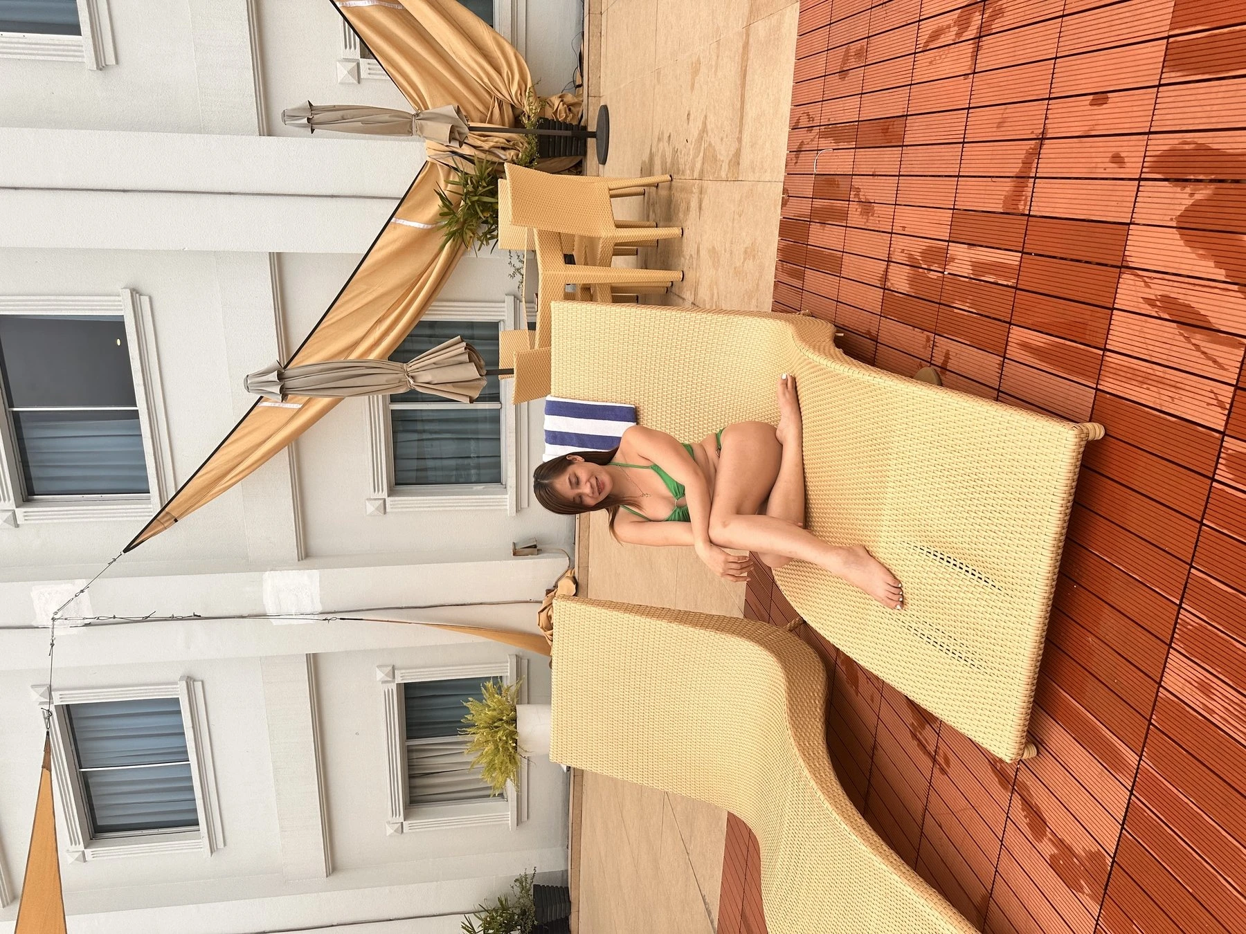 PartyGirl in Hongkong Back – Filipino escort in Hong Kong — 7 / 10