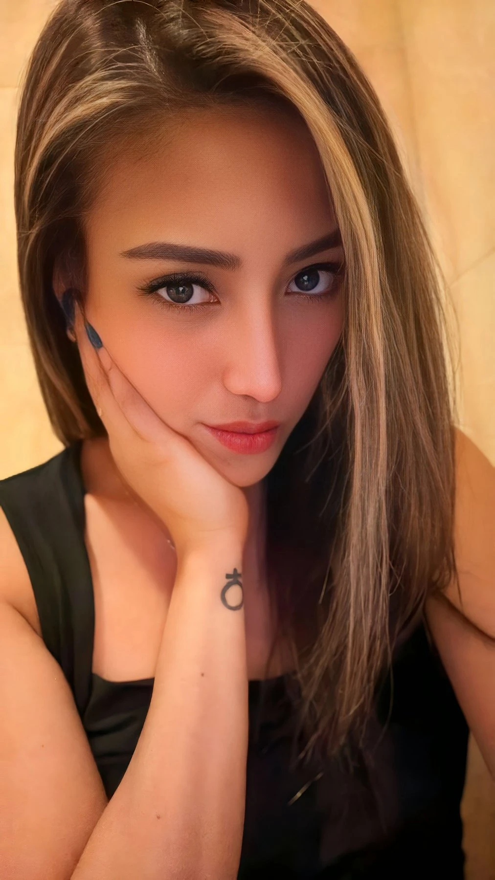 Samara <3 🫦 – Filipino escort in Hong Kong — 8 / 10