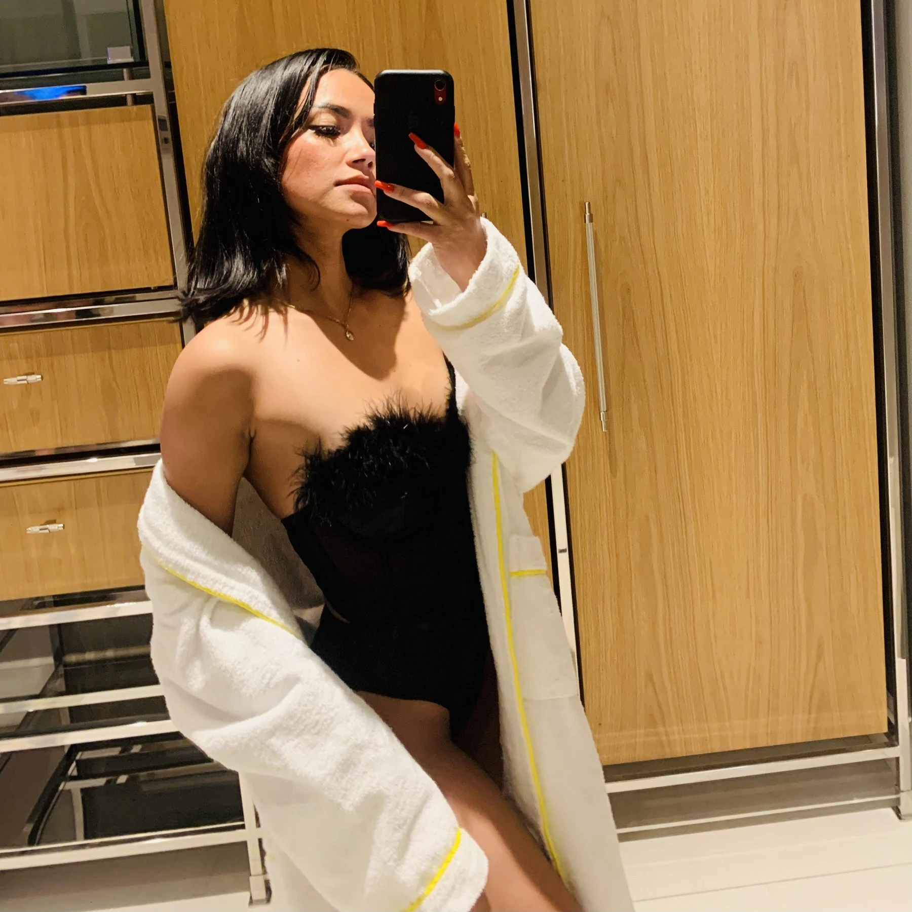 Alice PNP – Cambodian escort in Phnom Penh — 13 / 23