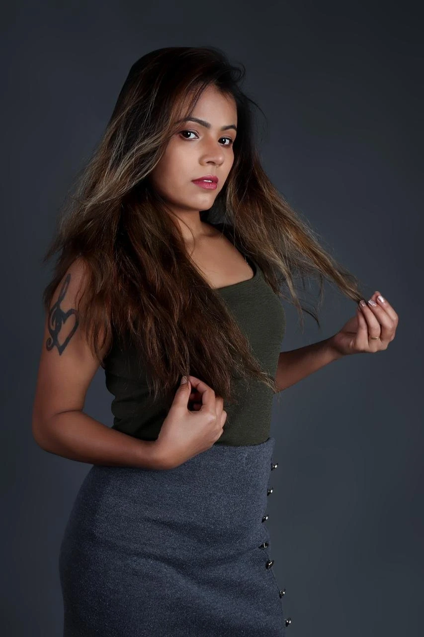 Soniya – Indian escort in Bangalore — 4 / 5