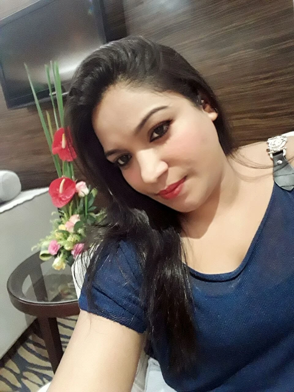 Face confirmation free – Indian escort in Bangalore — 3 / 4