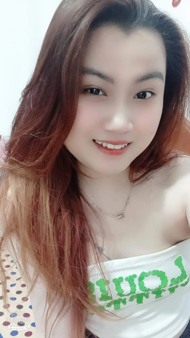 RUBY – Vietnamese escort in Conakry — 2 / 5