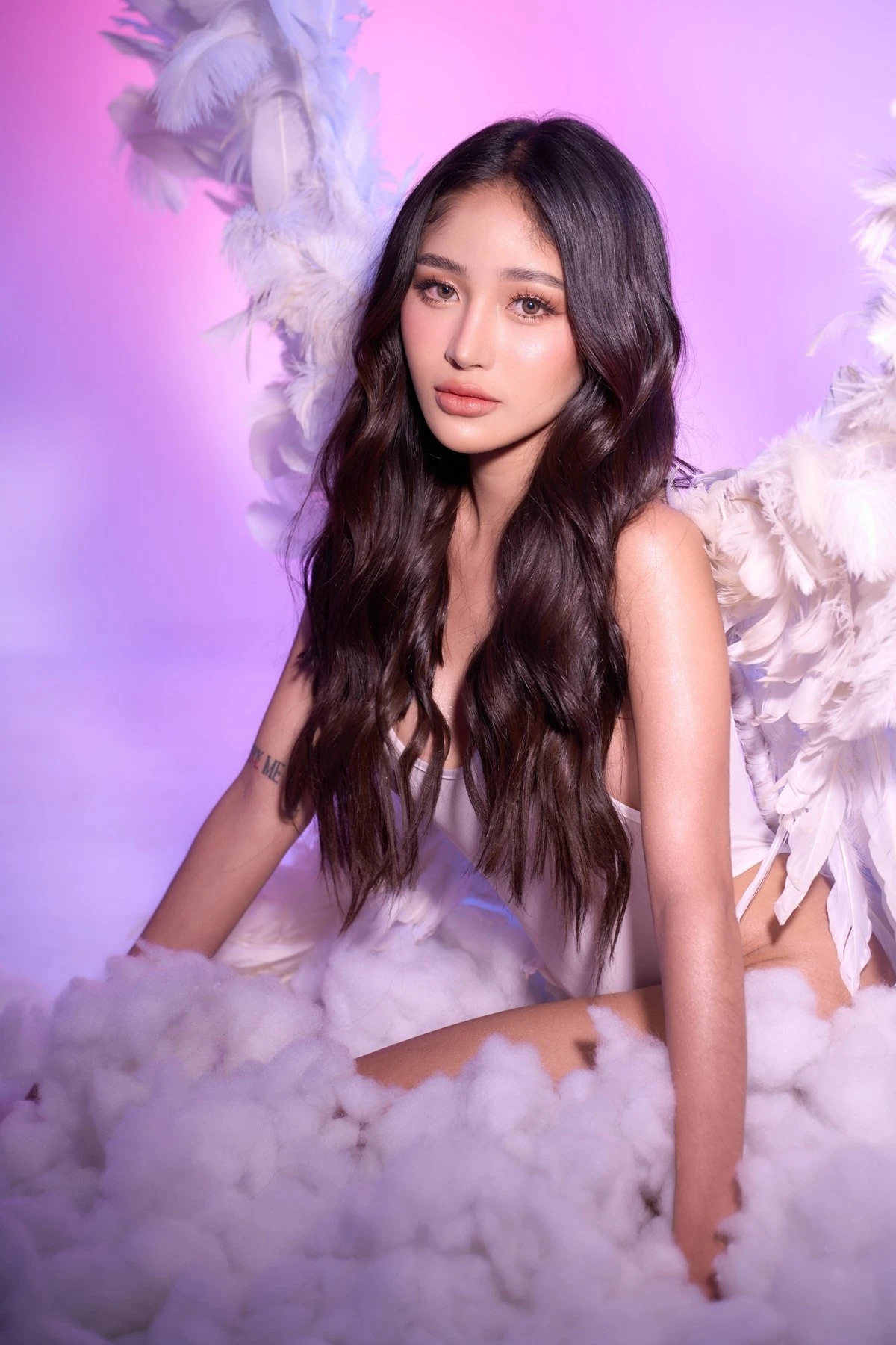 Yana THE PARTY GIRL! – South Korean escort in Hong Kong — 18 / 25