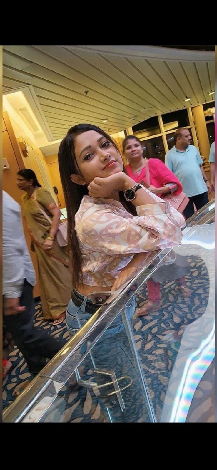 Ruhi – Indian escort in Bangalore — 2 / 4