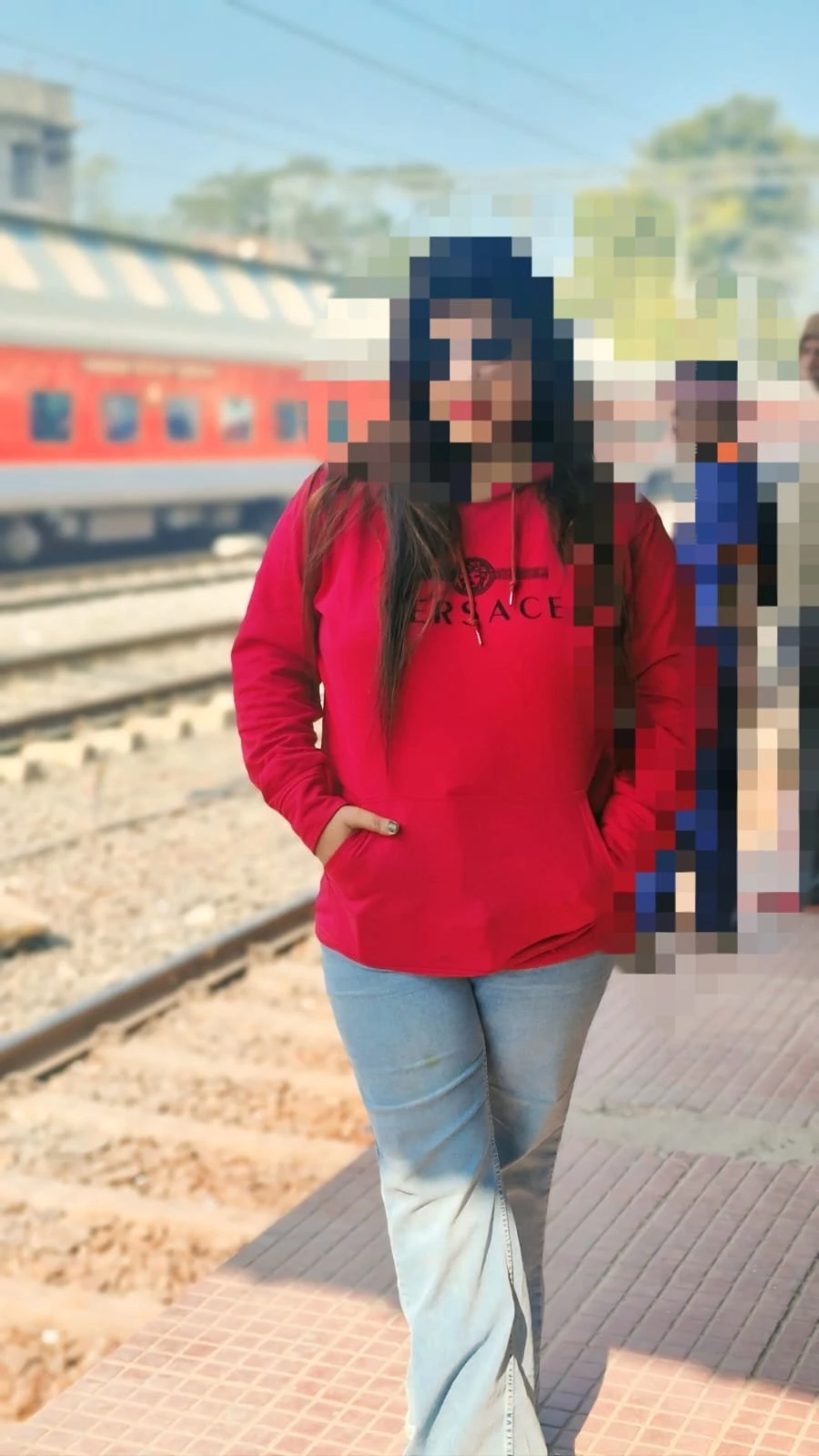 Somya (Real Meet and Live Session) – Indian escort in Ahmedabad — 3 / 7