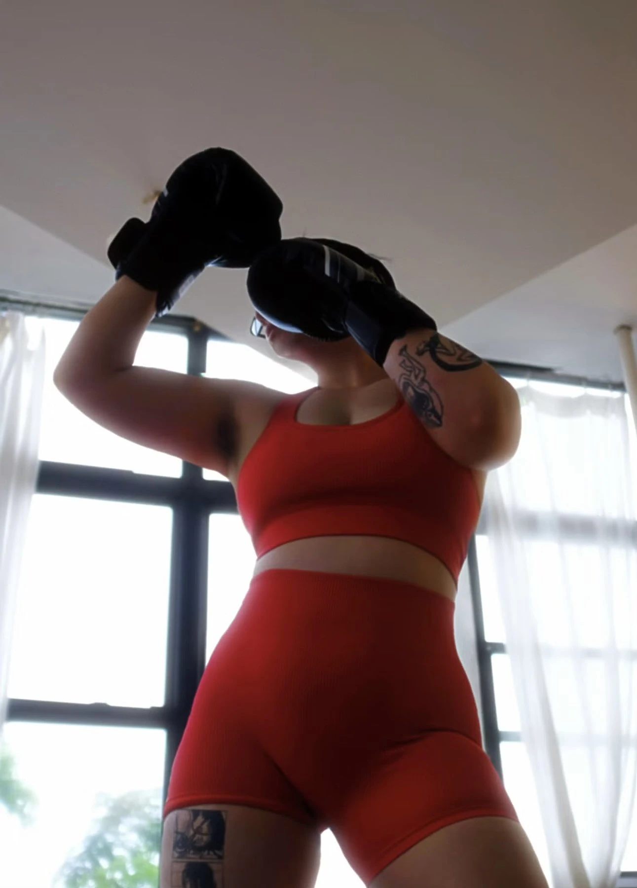 Bella – escort in Hong Kong — 13 / 14