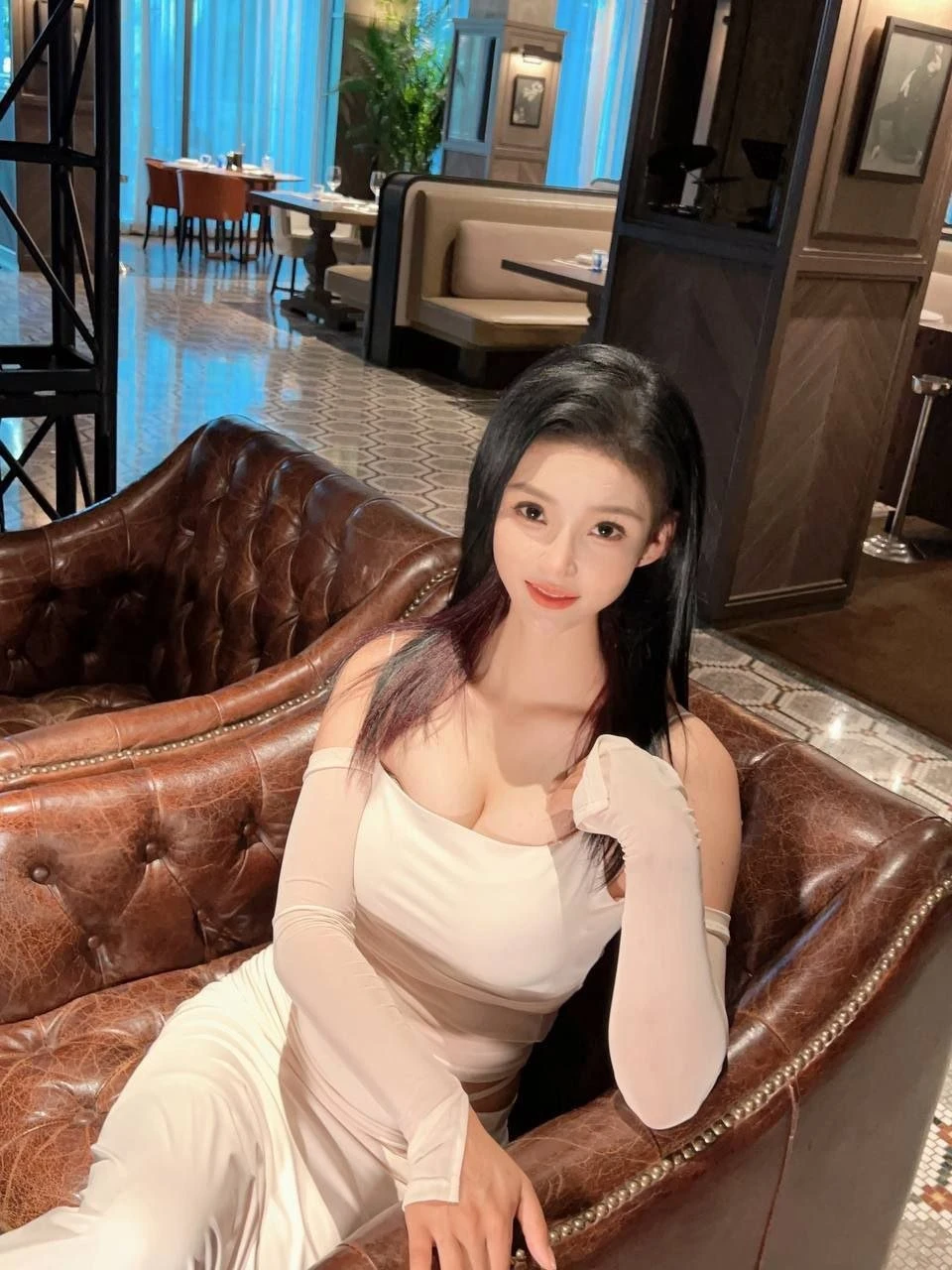 lily – South Korean escort in Hong Kong — 6 / 11