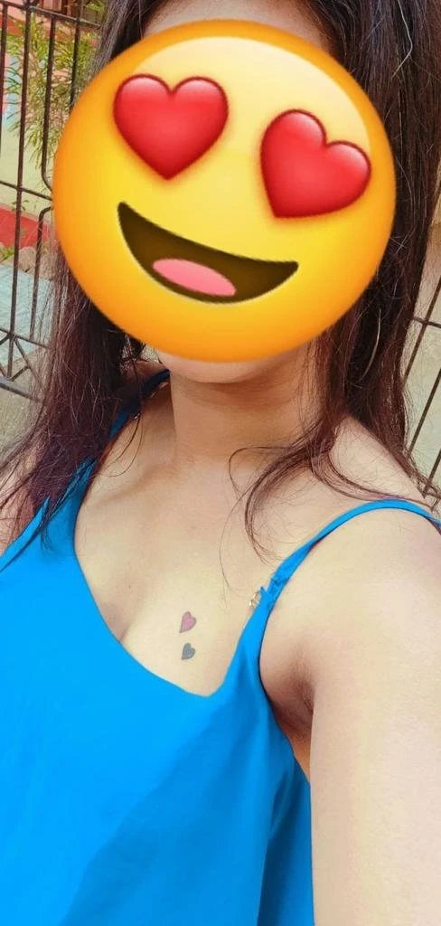 Niharika Gowda – Indian escort in Bangalore — 5 / 7