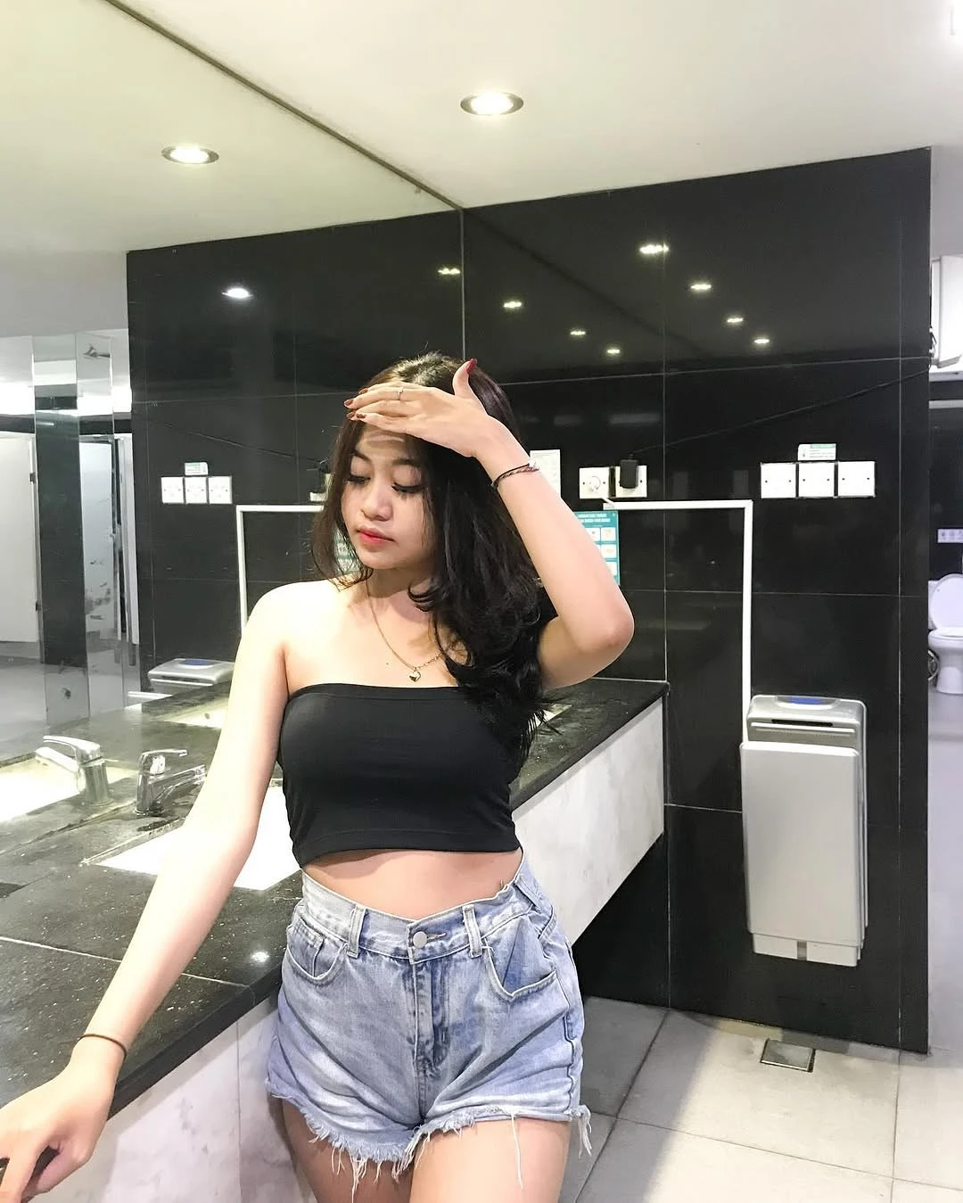Priya Cam and Real Meet Independent – Indian escort in Bangalore — 2 / 4