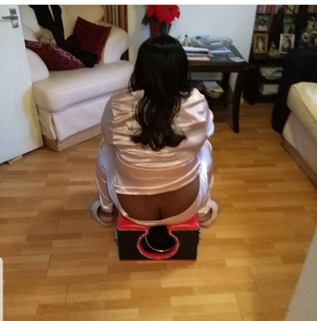 Bangalore Ebony Mistress Madame Darkness – British dominatrix in Bangalore — 3 / 12