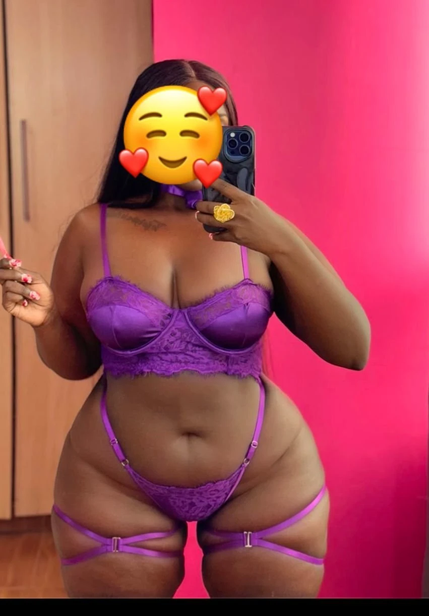 Aurora – South African escort in Candolim, Goa — 3 / 7