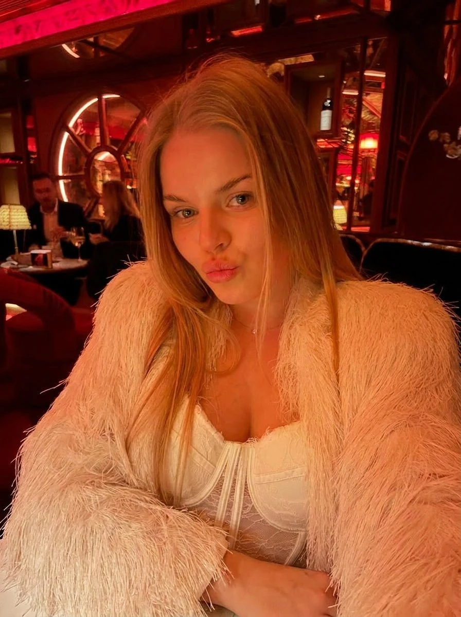 Gabriella Passionate Tease – Belarusian escort in Hong Kong — 3 / 7