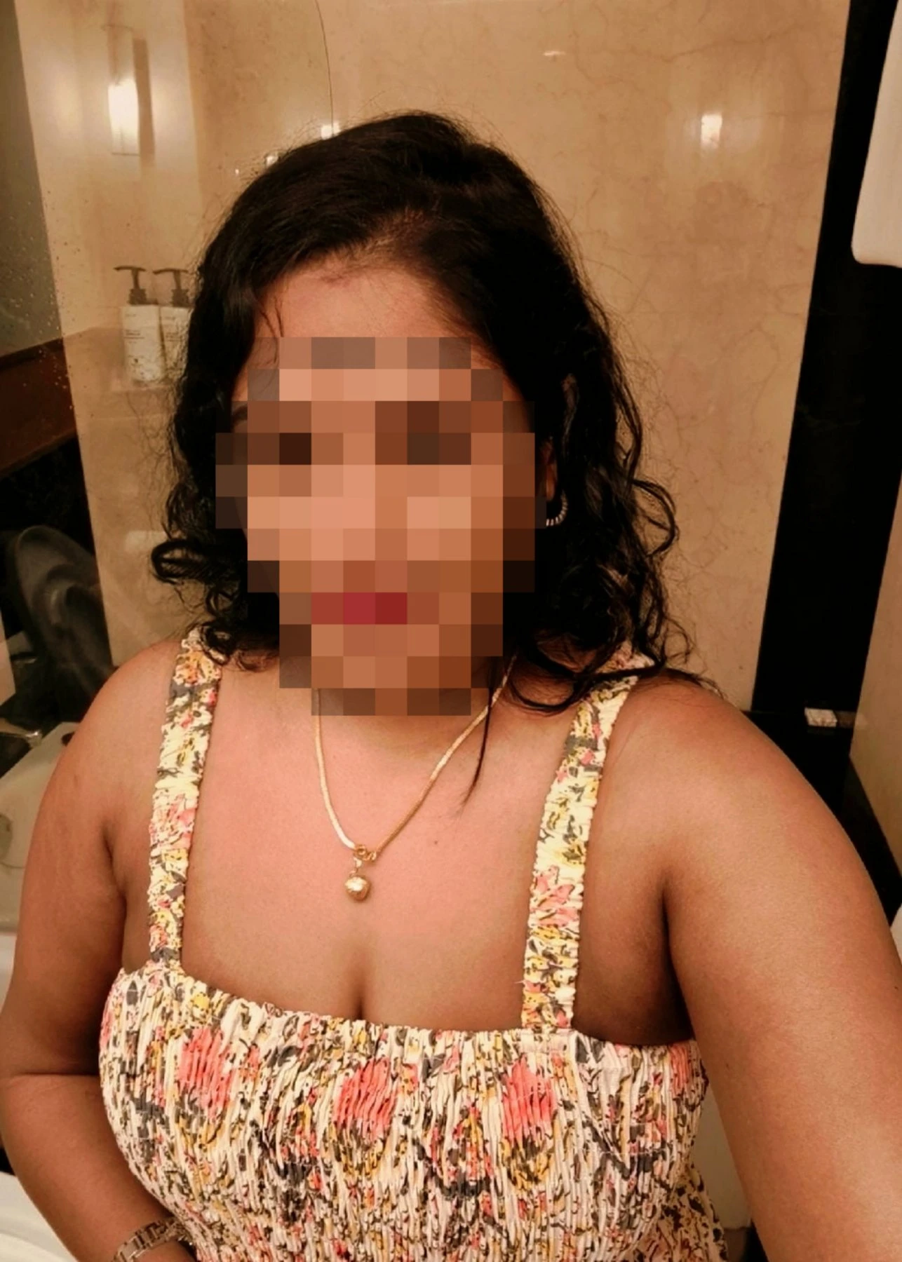 ShashaLox – Indian escort in Chennai — 7 / 13