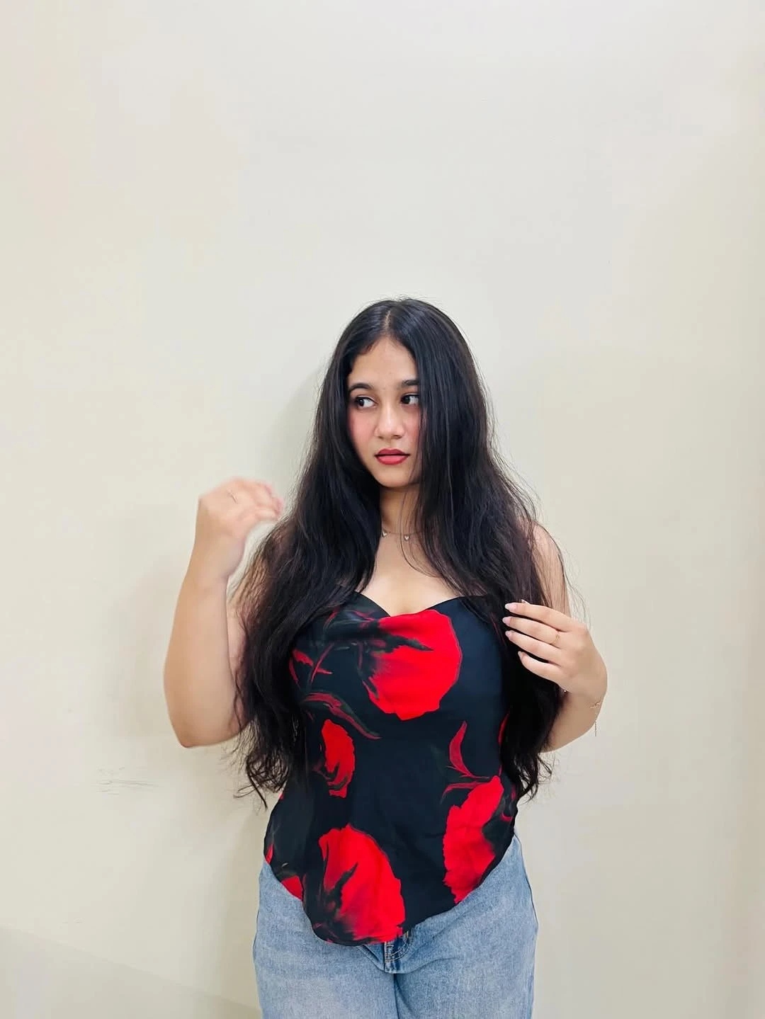 Khushi – Indian escort in Dehradun, Uttarakhand — 3 / 4