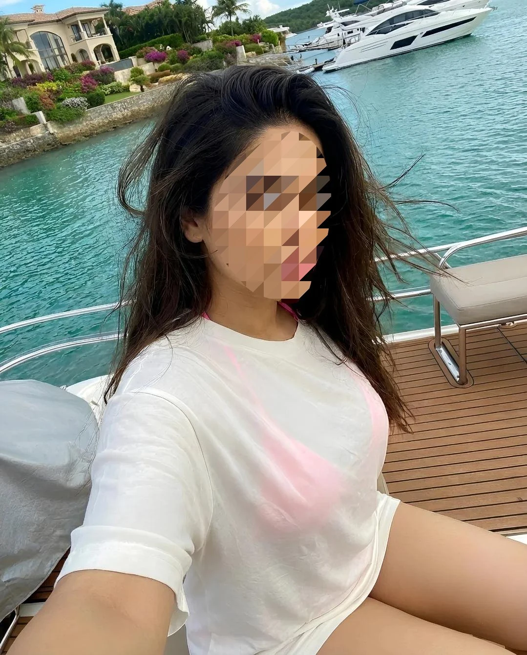 Kavya – Indian escort in Chennai — 2 / 3