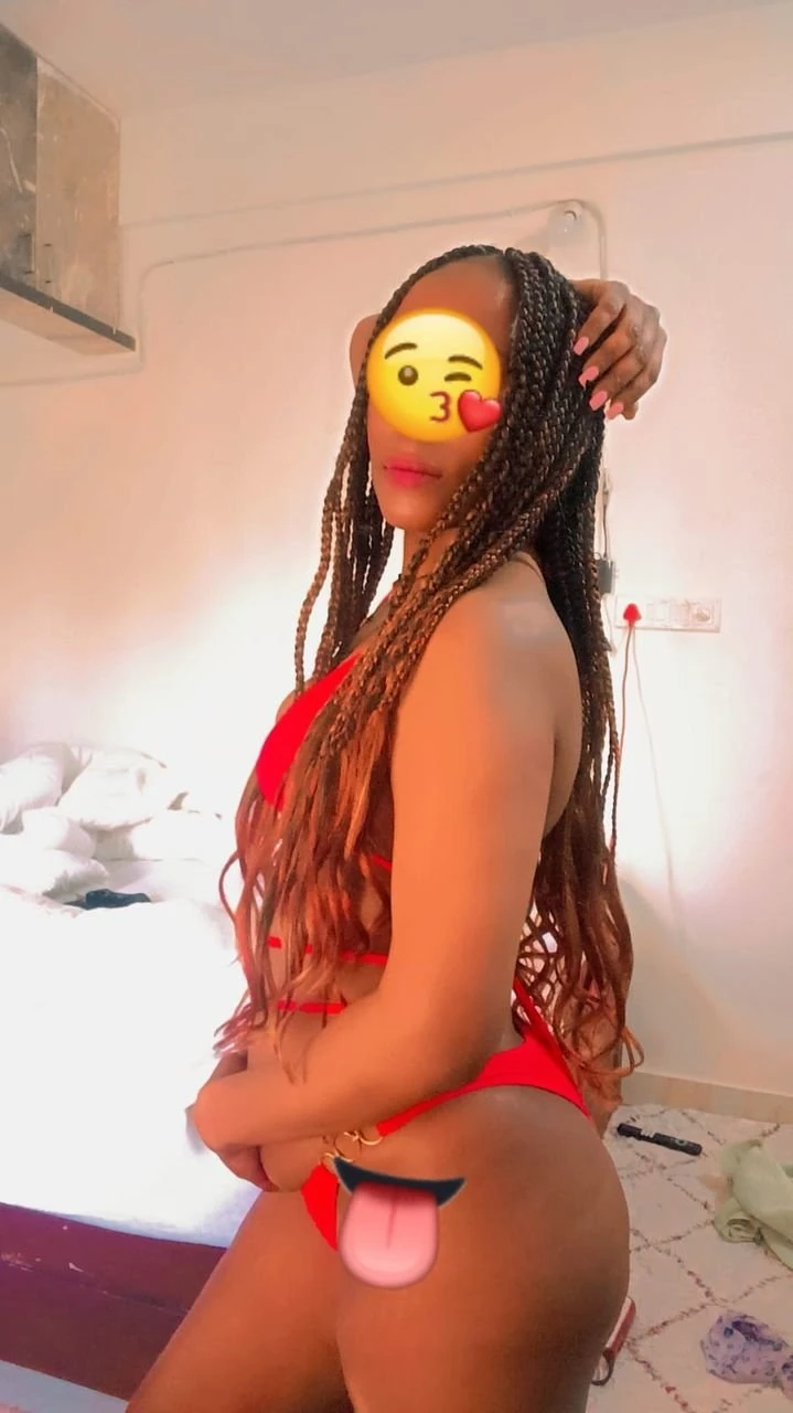 Joselyn Hot Girl in Whitefield – escort in Bangalore — 2 / 5