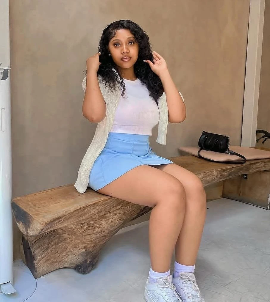 Flower – Brazilian escort in Ahmedabad, Escort, Ahmedabad