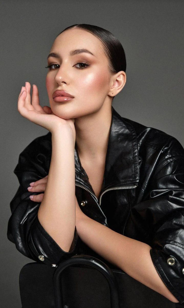 Emma – Belarusian escort in Hong Kong — 10 / 14