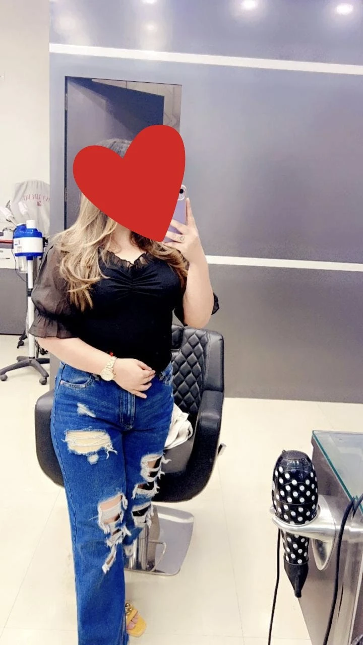 Jasmeet – Indian escort in Candolim, Goa — 2 / 4