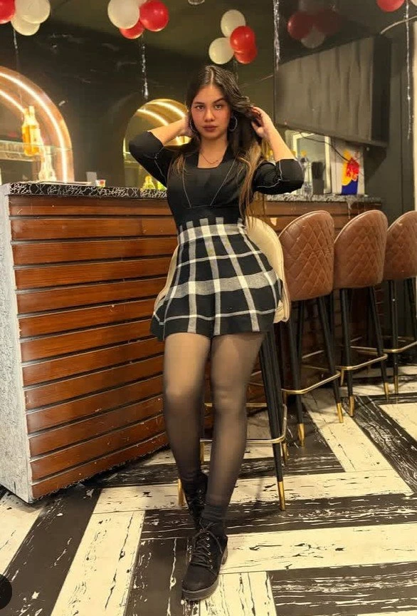 Senjal – Indian escort in Bangalore — 3 / 4