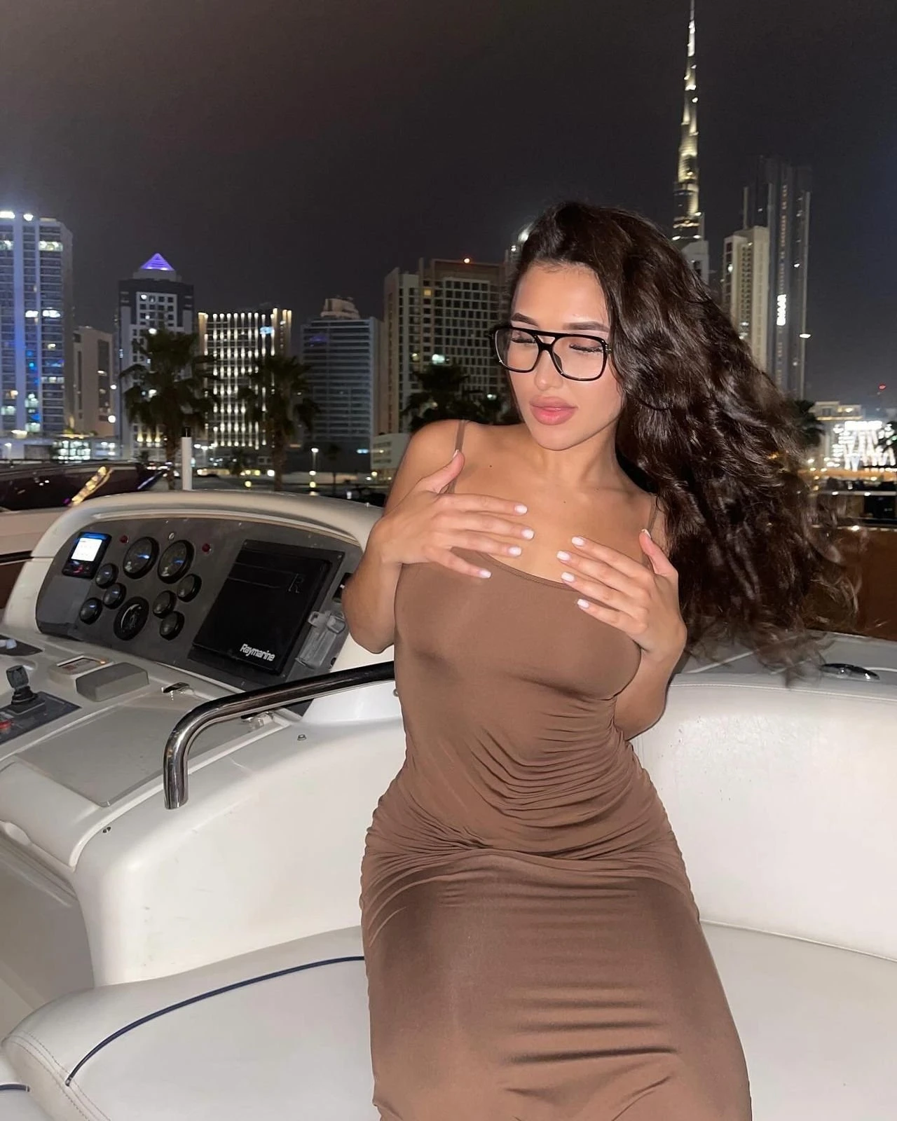Anabell Gape God – Russian escort in Hong Kong — 9 / 10
