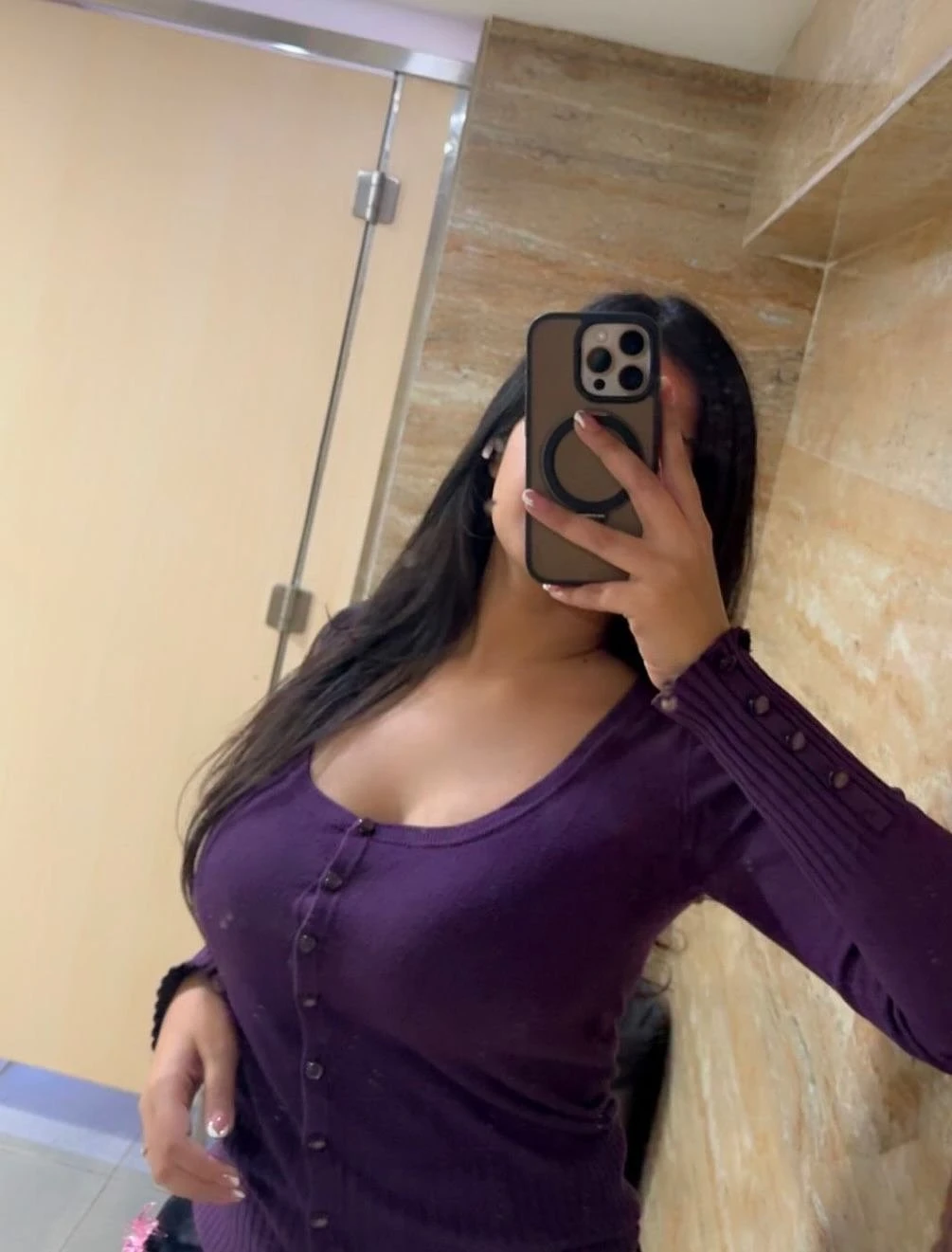 Muskan – Indian escort in Chandigarh — 2 / 4