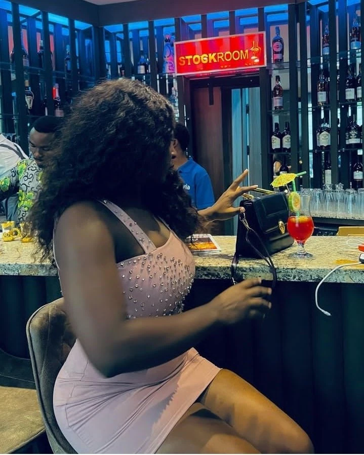 Rose – Nigerian escort in N'Djamena — 4 / 5
