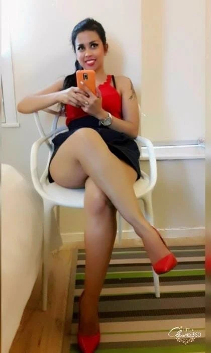 Angel Hot Indonesian in Town – Indonesian escort in Hong Kong — 3 / 6