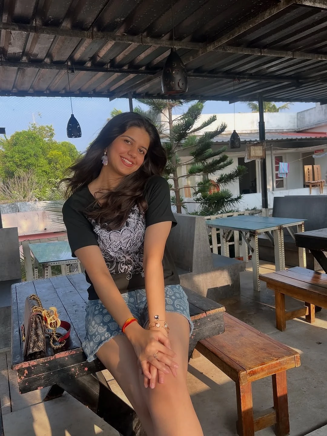 Aashika – Indian escort in Guwahati — 2 / 4