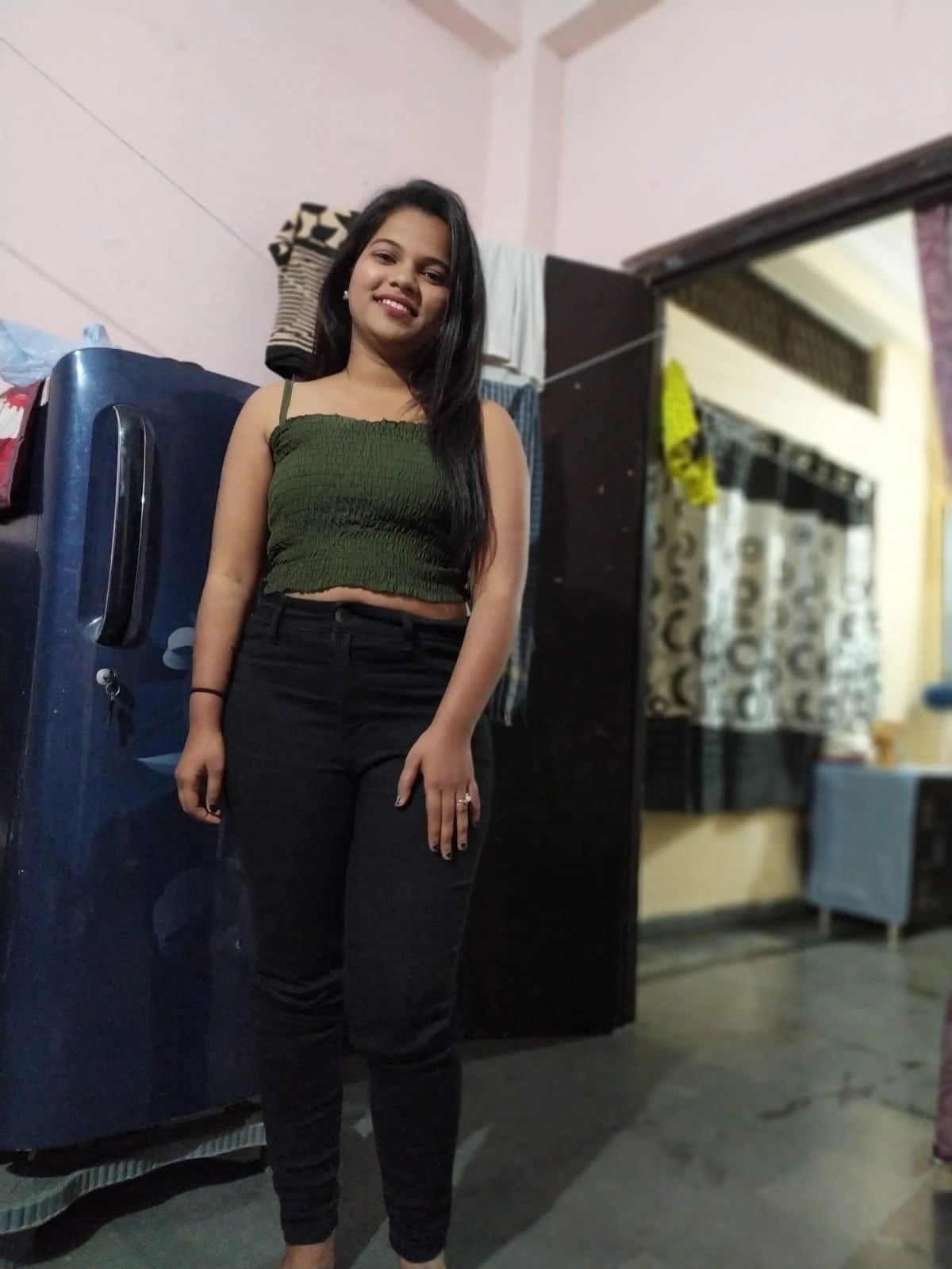 Bhavika – Indian escort in Bhubaneshwar — 2 / 3