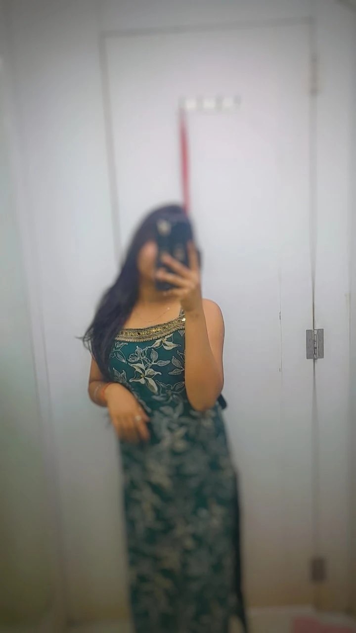 Anjali reel meet & cam session – Indian escort in Bangalore — 2 / 4