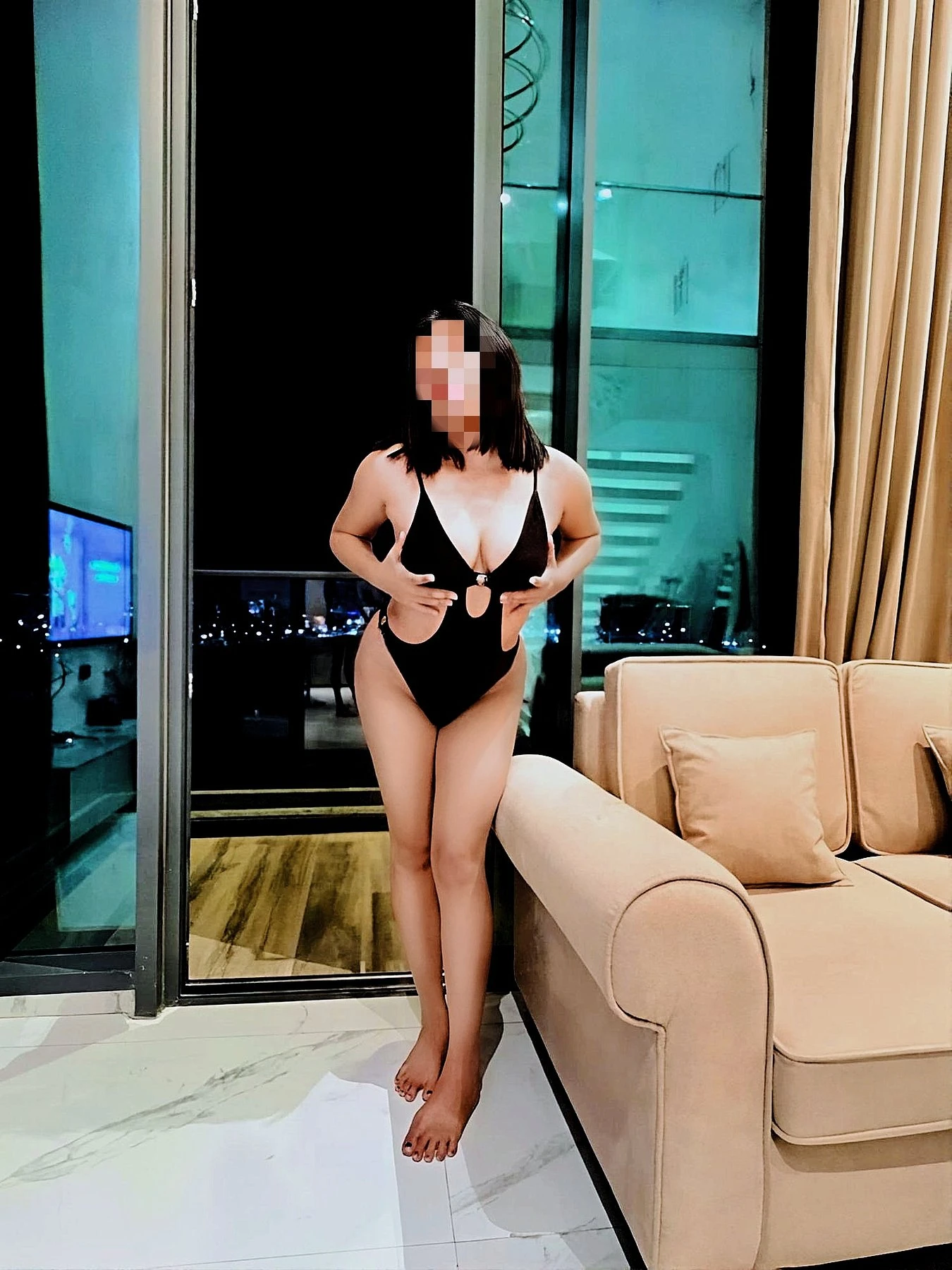 Raisha(Luxury cam model) – Indian escort in Guwahati — 13 / 16