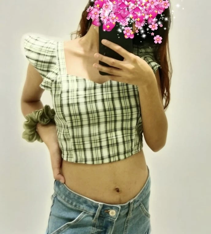 Live video call service – Indian escort in Bangalore — 4 / 5